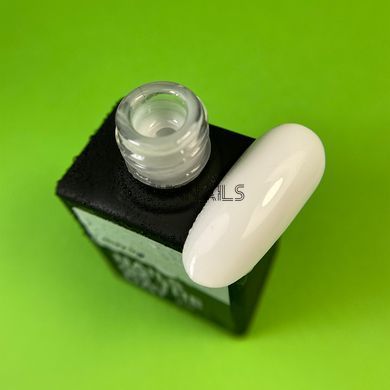 NAILSOFTHEDAY Milky top, 10 мл &mdash; молочний топ без липкого шару для нігтів