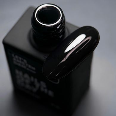 NAILSOFTHEDAY Let&rsquo;s Amsterdam Base, Black, 10 мл &mdash; чорна камуфлююча база для нігтів